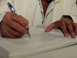 Le dan el premio porque el lenguaje ''captura el habla de la región norte del país'' y ''por su fluidez narrativa''. ARCHIVO /