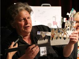 El artista británico Robert Poulter, durante la conferencia para hablar de la segunda edición del festival. NTX /