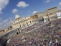 La Plaza de San Pedro, mientras el Papa Francisco celebra la audiencia general. EFE /