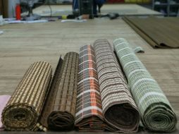 Las telas son clave en su decoración de la iglesia. ARCHIVO /