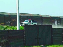 Patrulleros fronterizos del sector San Diego dispararon hoy a un sujeto cerca del poblado de Campo al norte de la frontera con México. ARCHIVO /