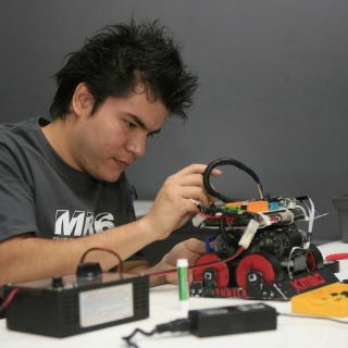 El IPN inugura la Copa Internacional de Robótica