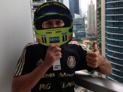 Javier 'Chicharito' Hernández deseo suerte para el Gran Premio de Canadá a Sergio 'Checo' Pérez. ESPECIAL /
