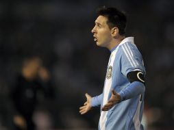 Lionel Messi entro de cambio al partido pero no pudo sacar el tirunfo para la albiceleste. AFP /