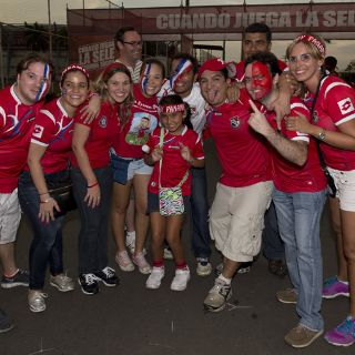 La afición empieza a llegar al Rommel Fernández