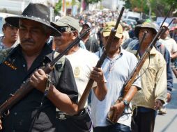 La guardia comunitaria asegura que no entregará a los detenidos a la Procuraduría de Justicia hasta tener pruebas. ARCHIVO /