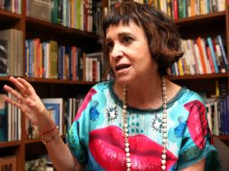 La escritora y periodista española aborda temas como la superación del dolor y las relaciones entre hombres y mujeres en su libro. ARCHIVO /