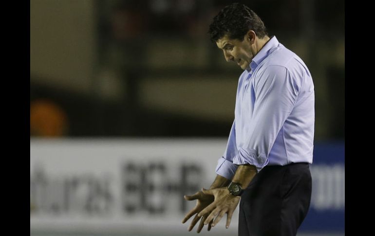 El técnico nacional dice que deben apretar el paso. AP /