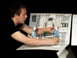 La obra ''The Snow Queen'' utiliza numerosos dibujos sencillos en blanco y negro. NTX /