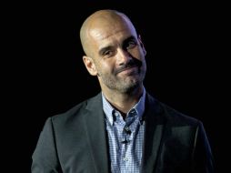Su familia afirma que Pep Guardiola no deja de hablar el idioma aún cuando está con ellos. ARCHIVO /