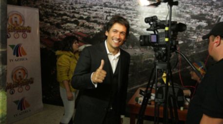 Araneda alterna sus labores en México y Chile (Chilevisión), lo que lo obliga a viajar de manera semanal entre ambos países. ARCHIVO /