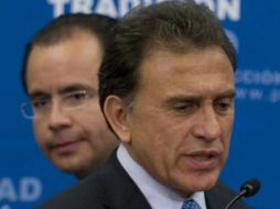 Miguel Ángel Yunes es acusado por Manuel Espino de hacer depósitos por seis MDD en bancos de Miami. ARCHIVO /