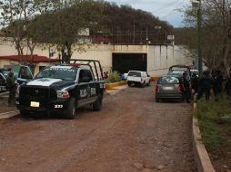 La Policía Estatal se encuentra vigilando las afueras del Cereso de La Unión en Guerrero. NTX /