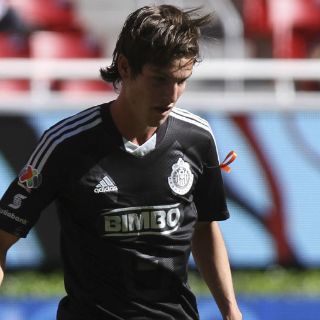 Fierro, consciente de la lucha por un sitio en delantera chiva