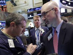 Wall Street dirige la Bolsa Mexicana de Valores. ARCHIVO /