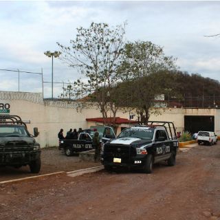 Guerrero refuerza seguridad en penales tras fuga