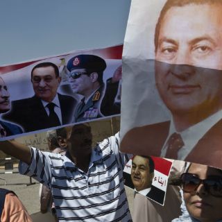 Aplazan el juicio del ex presidente egipcio Mubarak