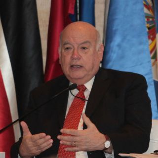 Insulza recomienda a Latinoamérica posicionarse sólidamente en el mundo