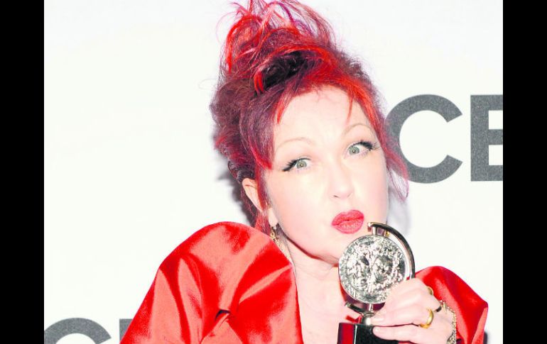 Lauper, una figura de la música pop, ahora atrajo los reflectores por ganar en el ámbito teatral. EFE /