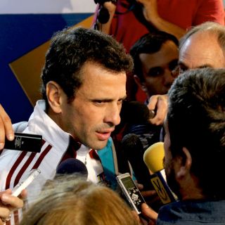 Denuncia del Gobierno sobre complot es ''cortina de humo'': Capriles