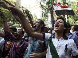 Manifestantes islamistas protestan contra la pena por considerarla demasiado leve. EFE /