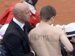 En el último gran evento deportivo de la capital francesa irrumpen para reafirmar su postura. EFE /