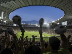 La FIFA ya se ha pronunciado al respecto y no tolerará retrasos. AP /