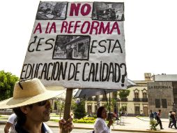 Están a favor de una reforma, pero no la pactada por los poderes, sino una que no vulnere los derechos de los maestros. ARCHIVO /