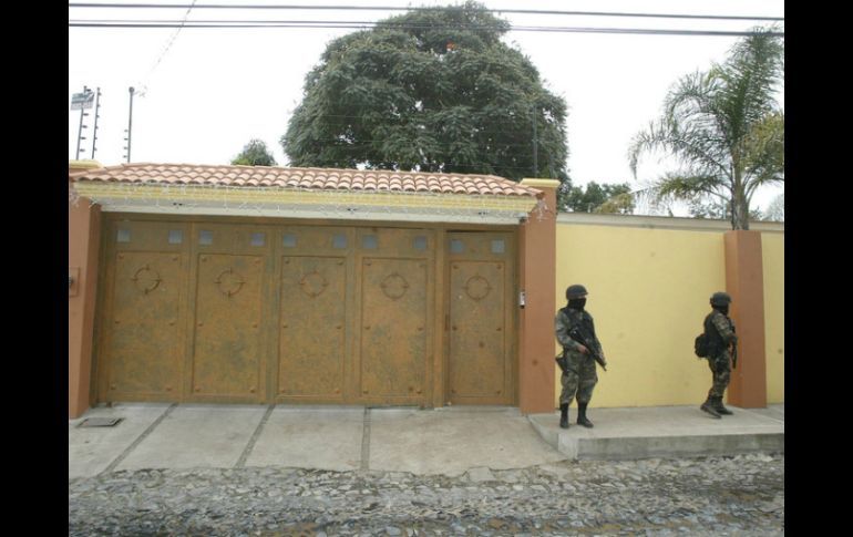Por ejemplo, cuando fue abatido en capo ''Nacho'' Coronel, su casa fue subastada por la PGR. ARCHIVO /