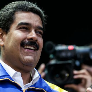 Maduro reconoce a Consejo Electoral como el ''más pulcro de mundo''