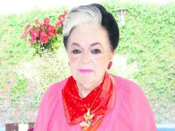 La festejada. Esther Reynaga Vda. de Penichet.  /