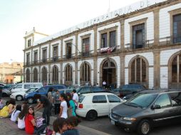 Uno de los compromisos de la Universidad de Guadalajara es ampliar la cobertura en este nivel educativo. ARCHIVO /
