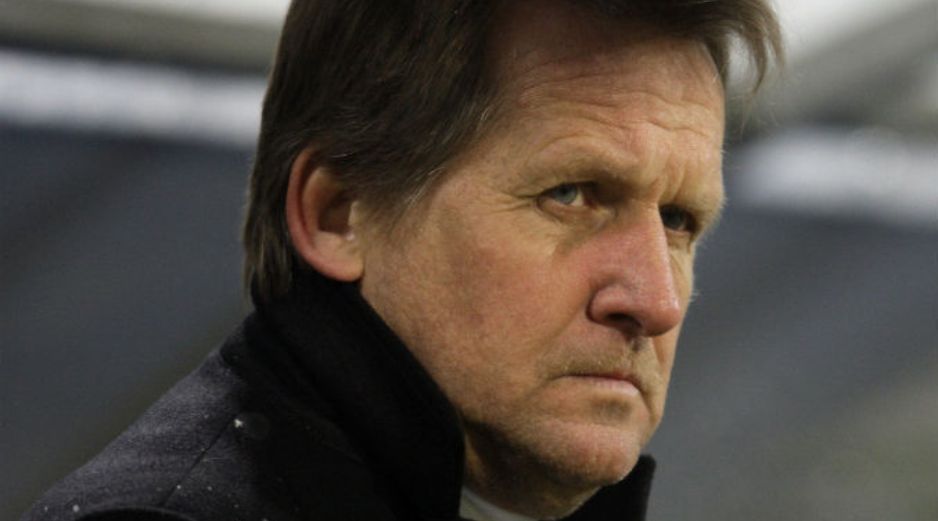 Schuster entra en lugar del estratéga chileno Manuel Pellegrini. AP /