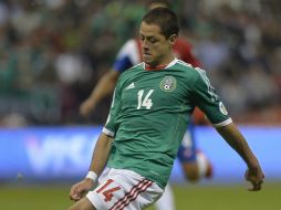 Javier no ha anotado en los dos últimos duelos del Tri, pero su amigo confía en sus capacidades en la Copa Confederaciones. AFP /