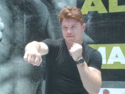 Saúl 'Canelo' Álvarez está enfocado en un triunfo contundente ante Floyd Mayweather. ESPECIAL /