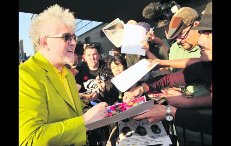 Pedro Almodóvar aseguró que se da por satisfecho si logra divertir a los espectadores de sus filmes. AP /