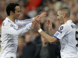 Ricardo Carvalho (i) en sus últimos partidos como defensa del Real Madrid. ARCHIVO /