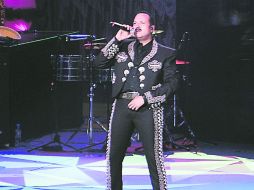 Noche romántica. Pepe Aguilar cantó todos su éxitos. EL INFORMADOR /