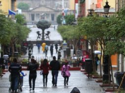 Este domingo amaneció nublado en la mayoría de la ZMG. ARCHIVO /