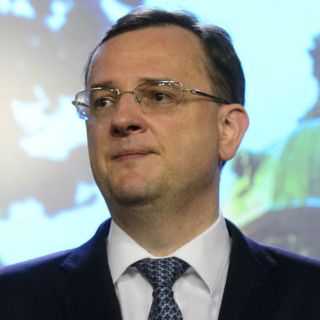 El primer ministro checo presentará su dimisión