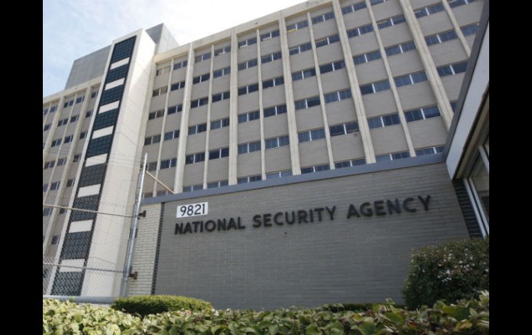 Los documentos del ex trabajador de la NSA apuntan que los servicios de inteligencia podían interceptar las comunicaciones. ARCHIVO /
