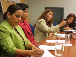 2.8% de las mujeres con empleo en Jalisco trabajan en el sector gobierno; a escala nacional 4.9% de las mujeres laboran en el sector. ARCHIVO /