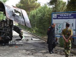 En este atentado falleció un policía que vigilaba el monumento. AFP /