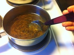 El gel de linaza es un excelente fijador de cabello que no daña –por ser natural– a tu cuero cabelludo.  /