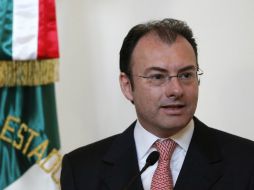 Luis Videgaray asegura que el convenio con el banco británico beneficiará a todas las PyMEs que pueda. ARCHIVO /