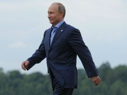 Afirman que el mandatario ruso recibió el anillo del Superbowl ''como un regalo''. AFP /