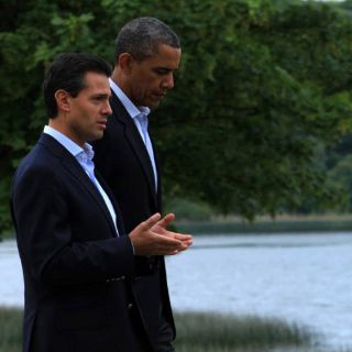 Ebrard exige al PRD ir contra privatización de Pemex