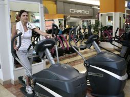 La mujer que hace actividad física de manera regular por estética o salud debe hacer dieta. ARCHIVO /