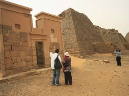 Las fortificaciones encontradas tienen una altura de cuatro metros y están dentro de la citada fortaleza. ARCHIVO /