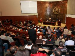 Diputados piden a la Comisión de Administración a avalar las contrataciones para terminar con el trabajo rezagado. ARCHIVO /